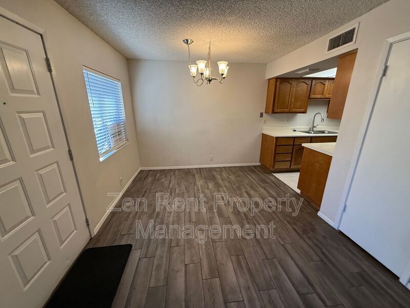 Cozy 2 Bedroom Chandler Condo property image