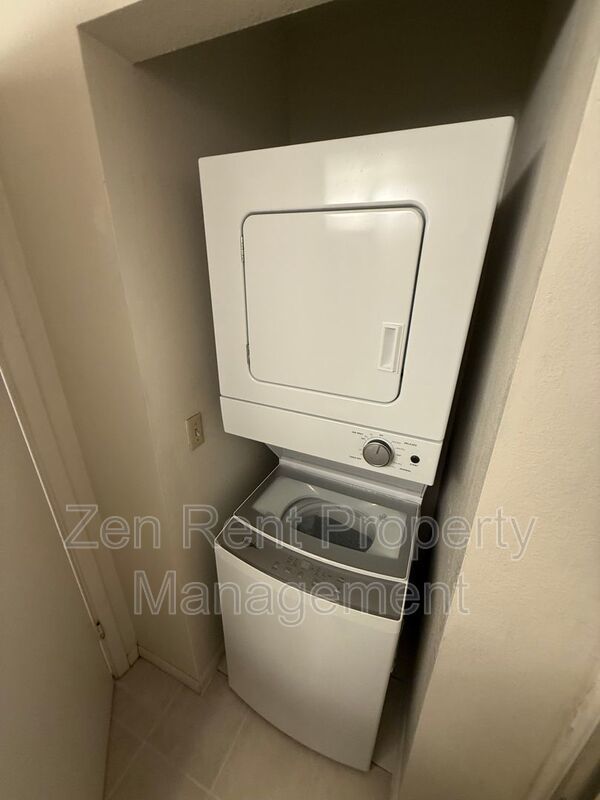 Cozy 2 Bedroom Chandler Condo property image