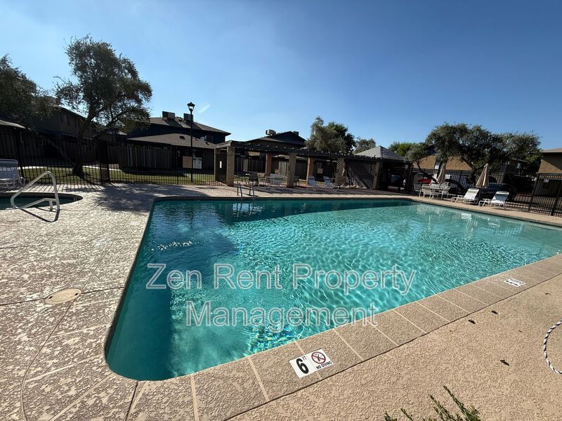 Cozy 2 Bedroom Chandler Condo property image