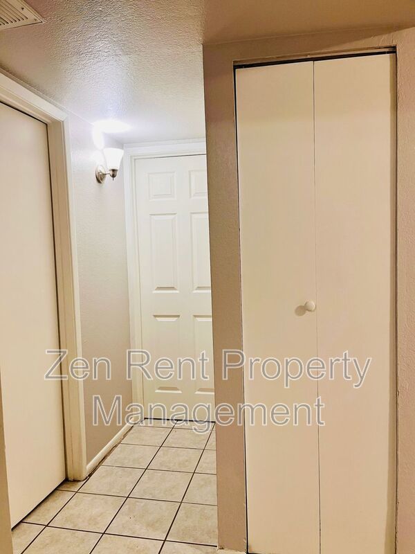 Newly Renovated 2Bd 1Bth in Mesa, AZ! Free App Fee upon signed lease! property image