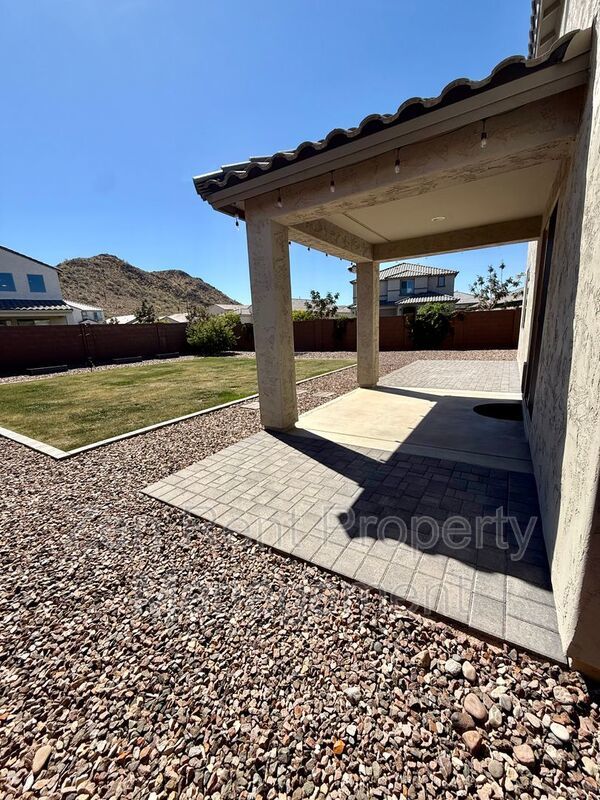 BEAUTIFUL Home in San Tan Valley with Mountain View’s! A Must See! property image