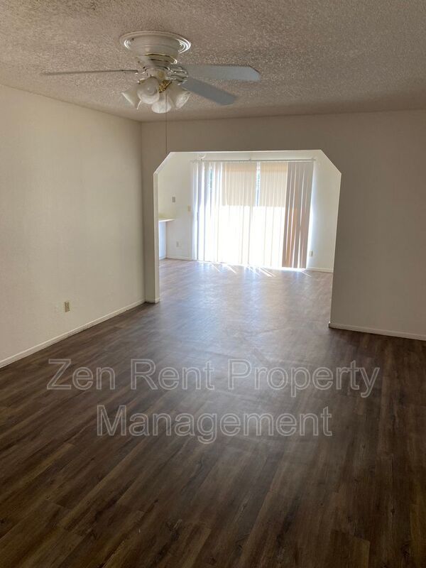 Single Level Glendale Gem property image
