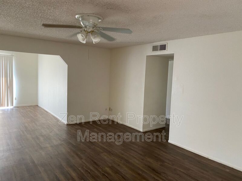 Single Level Glendale Gem property image