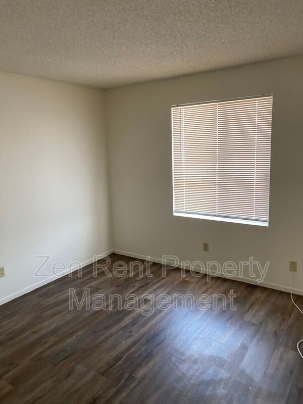 Single Level Glendale Gem property image