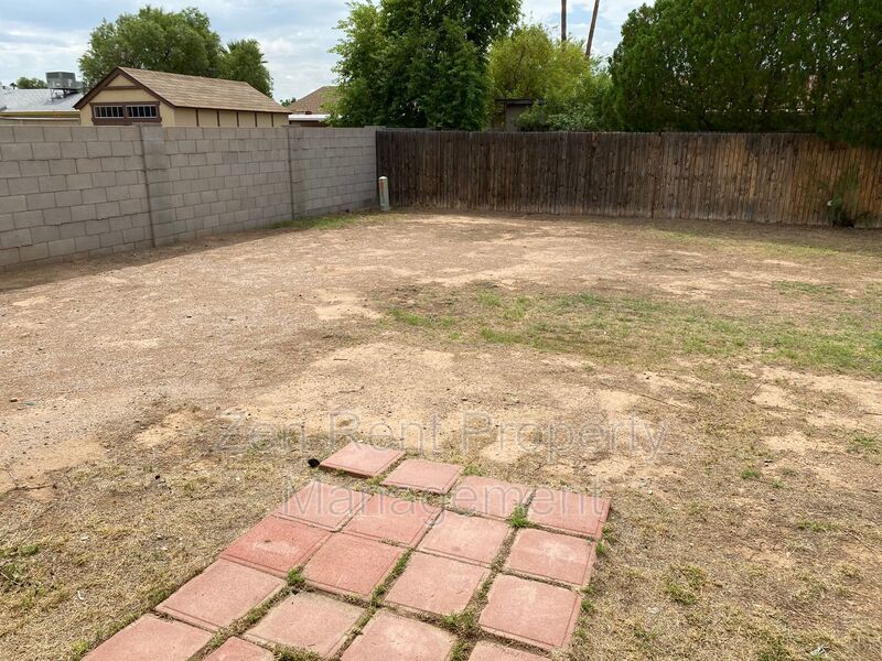 Single Level Glendale Gem property image