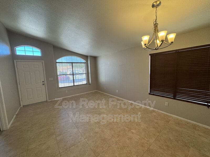 Beautiful & Cozy Chandler Home! property image