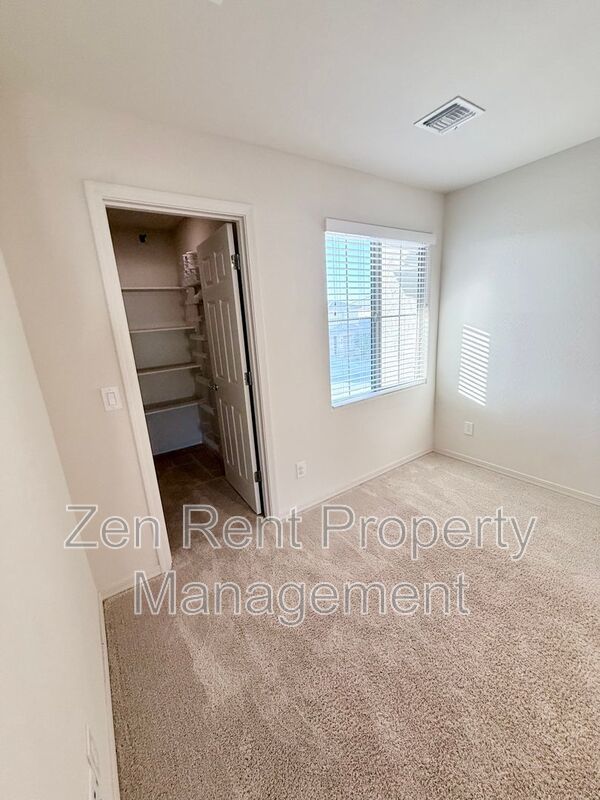 BEAUTIFUL Home in San Tan Valley with Mountain View’s! A Must See! property image