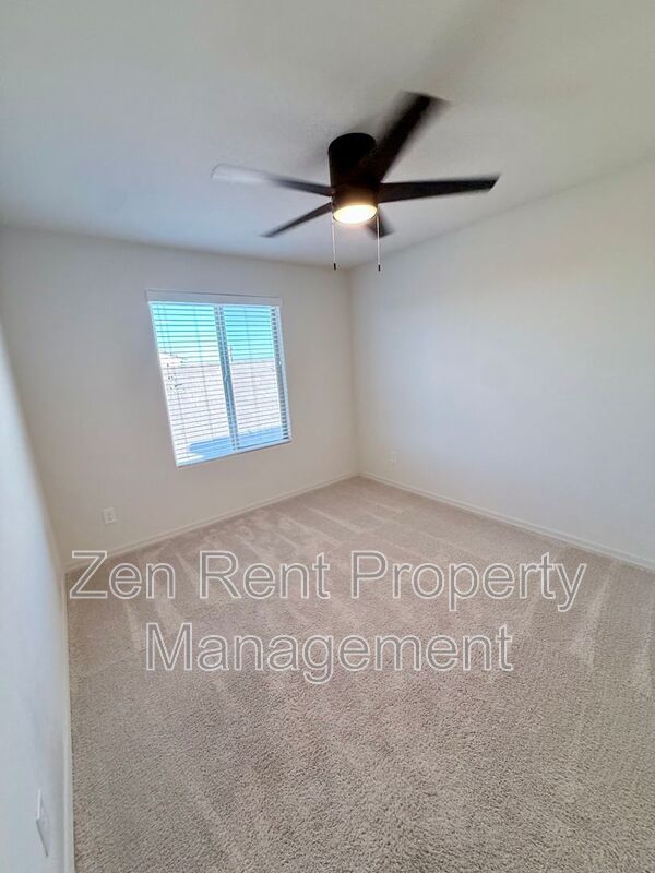 BEAUTIFUL Home in San Tan Valley with Mountain View’s! A Must See! property image