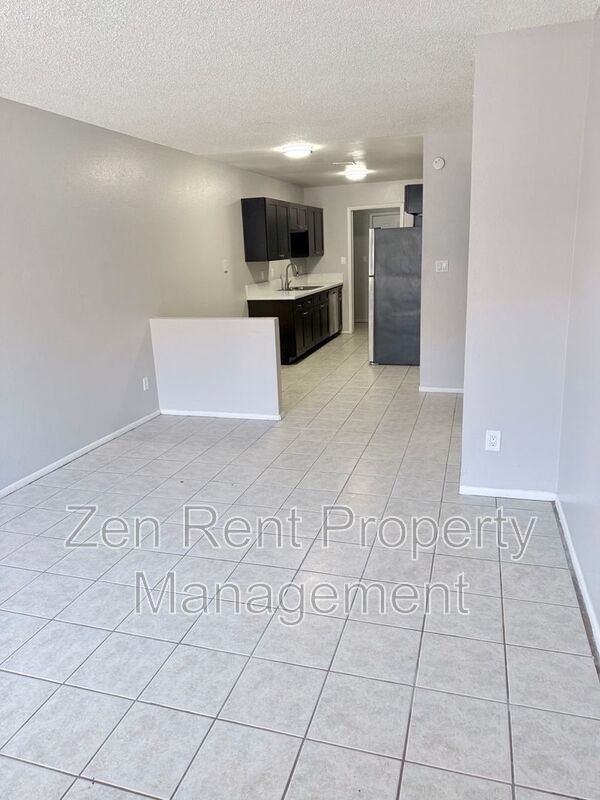 Newly Renovated 2Bd 1Bth in Mesa, AZ! Free App Fee upon signed lease! property image