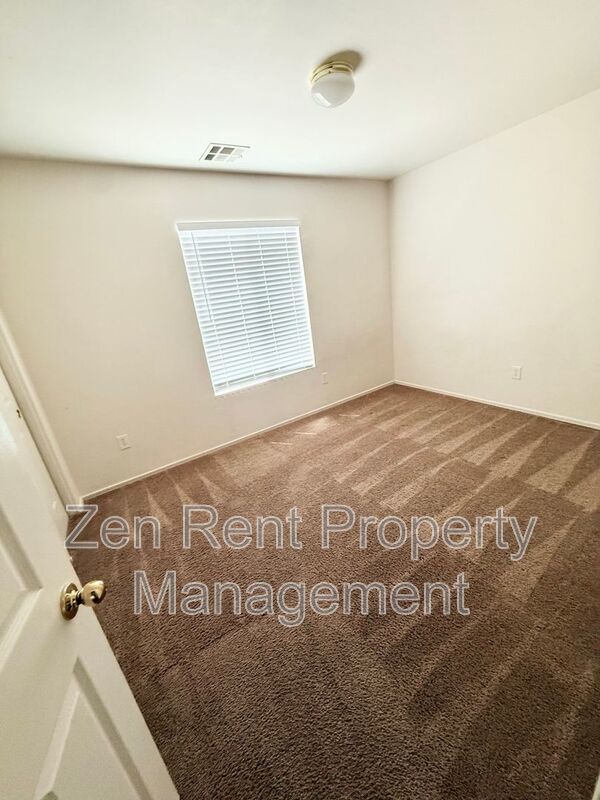 Beautiful Home in The Gardens- Free App Fee* property image