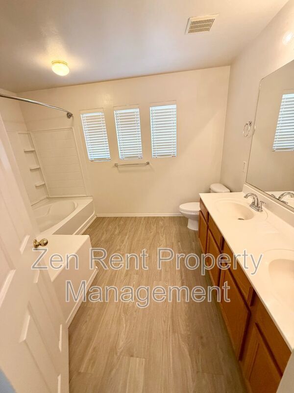 Beautiful Home in The Gardens- Free App Fee* property image