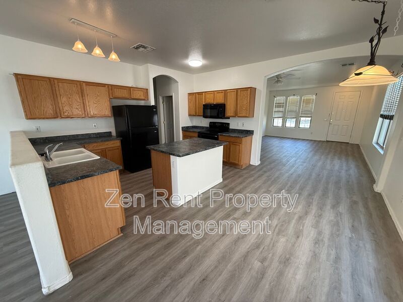 Beautiful Modern Home in San Tan Heights property image