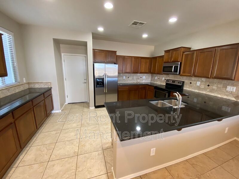 Gorgeous Home in Maricopa property image