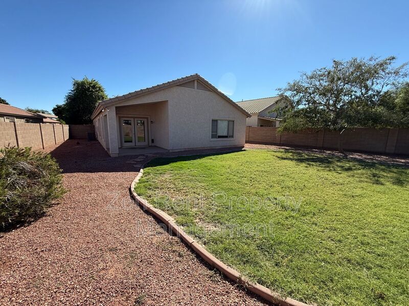 Beautiful 3 Bed, 2 Bath Home In Mesa! property image