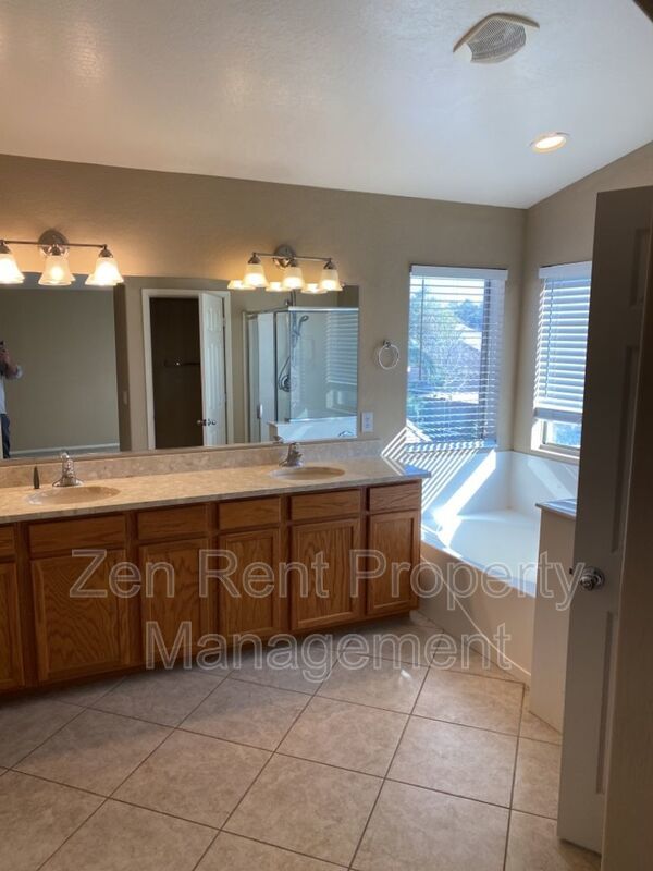 ELEGANCE WITH ALL THE UPGRADES!!! property image