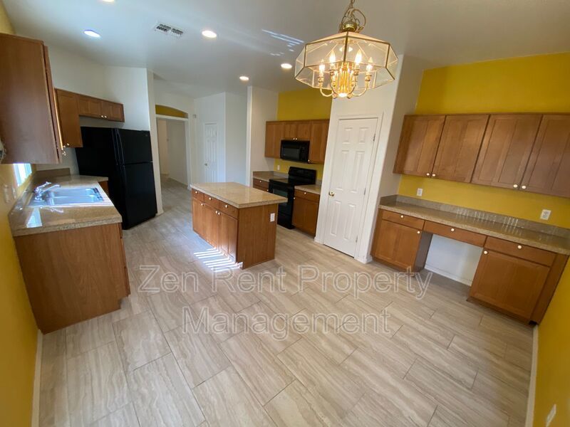 Cozy Mesa Condo property image