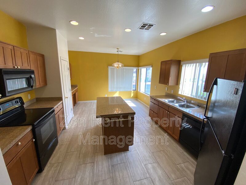 Cozy Mesa Condo property image