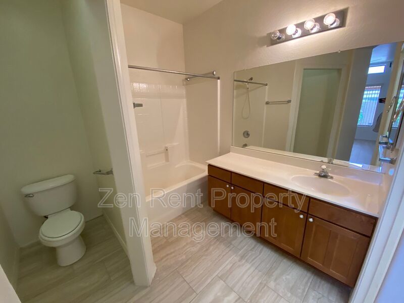 Cozy Mesa Condo property image