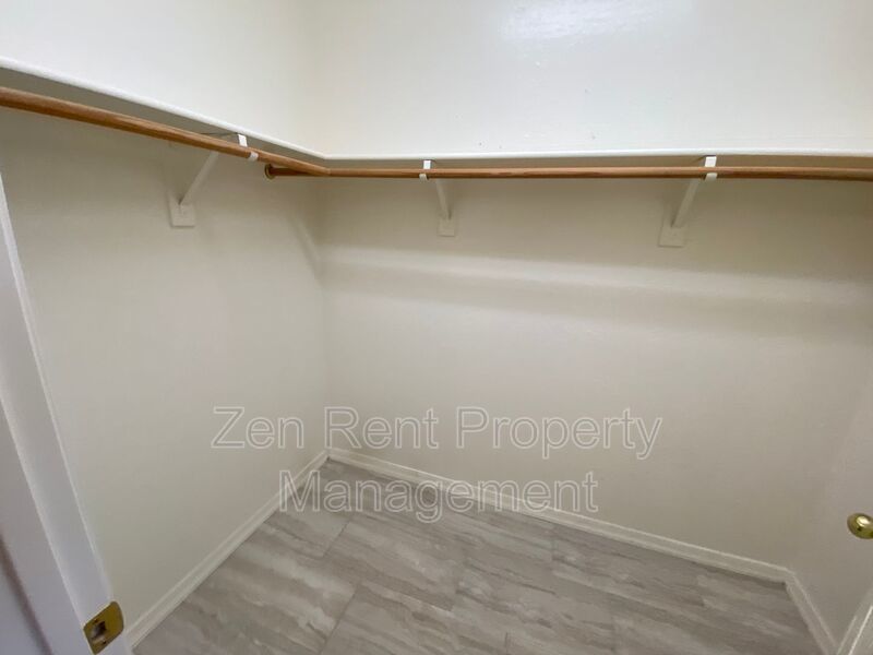 Cozy Mesa Condo property image