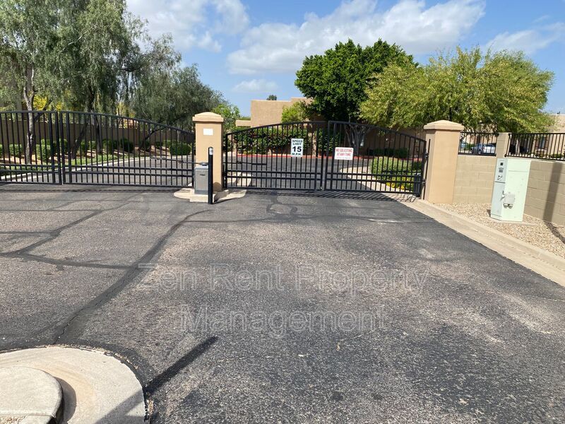 Cozy Mesa Condo property image