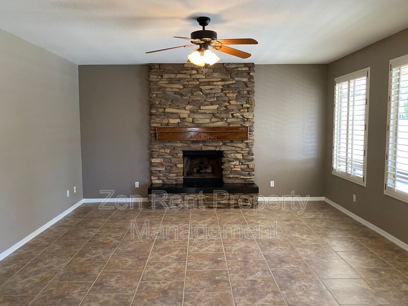 Heart of Gilbert property image